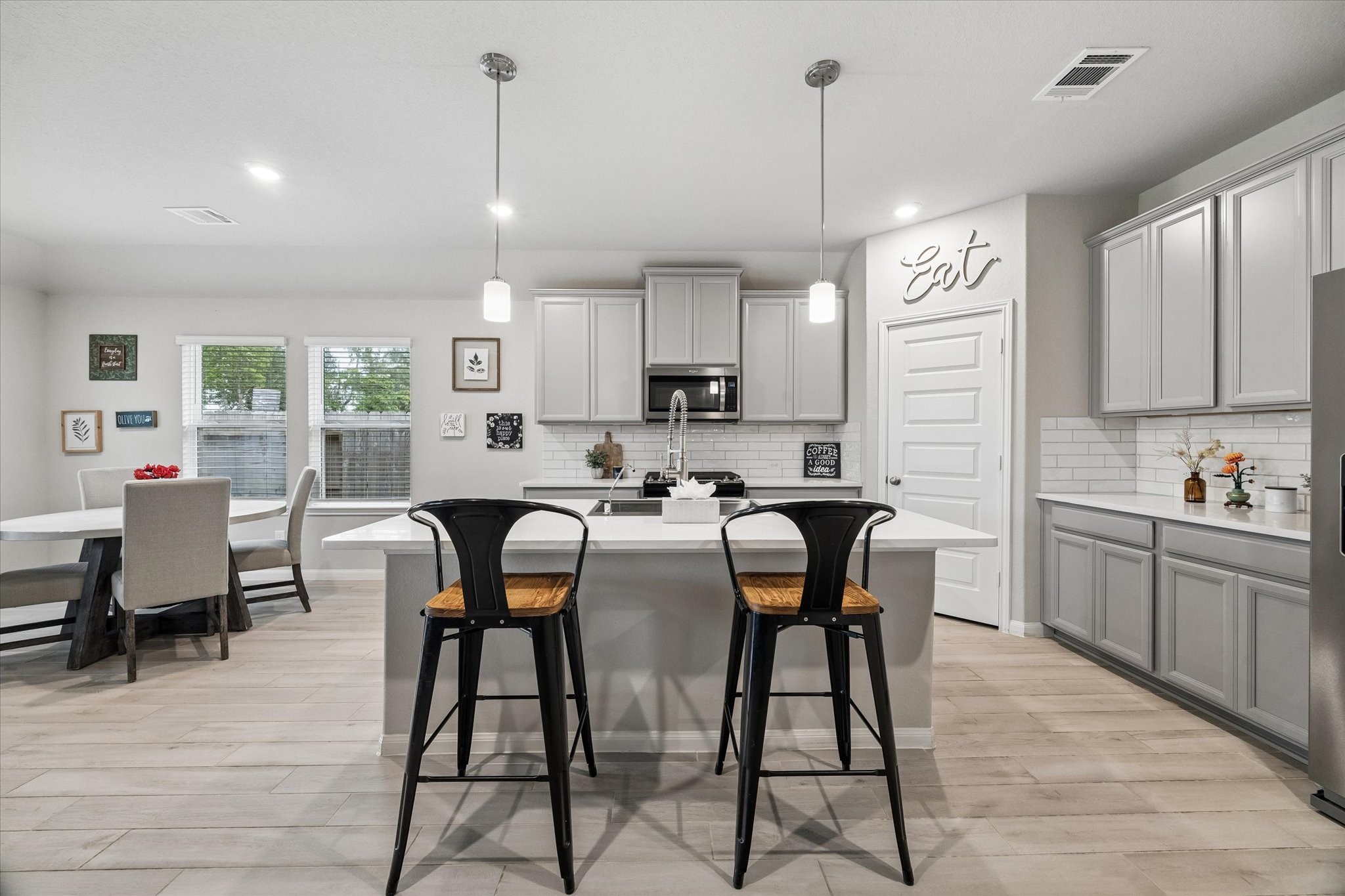 12826 Royal Ann Way Property Photo 12