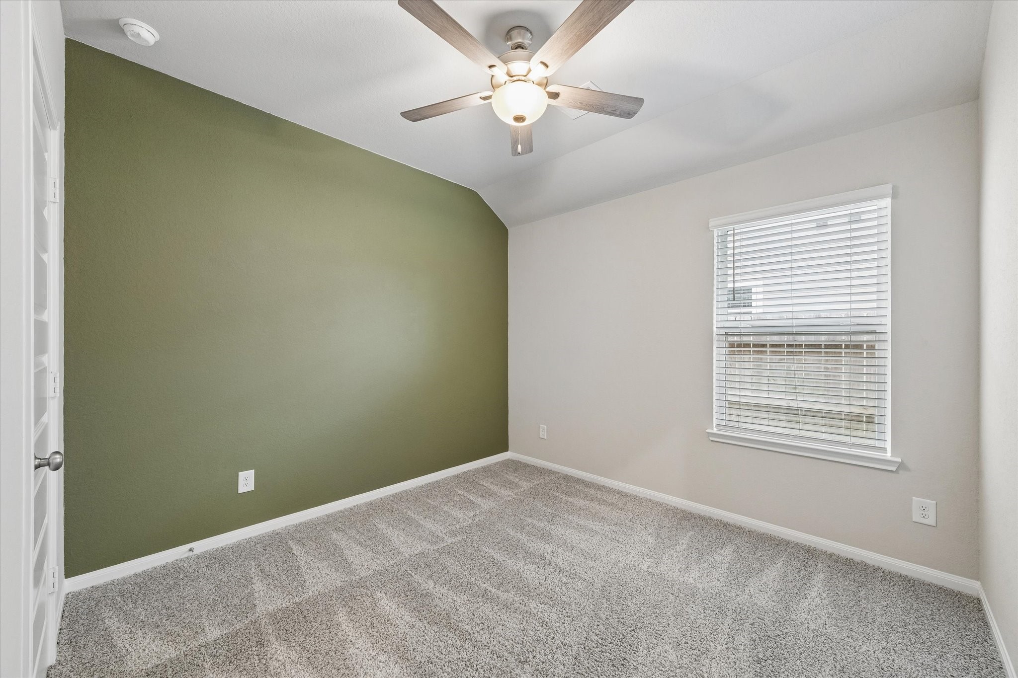 12826 Royal Ann Way Property Photo 22