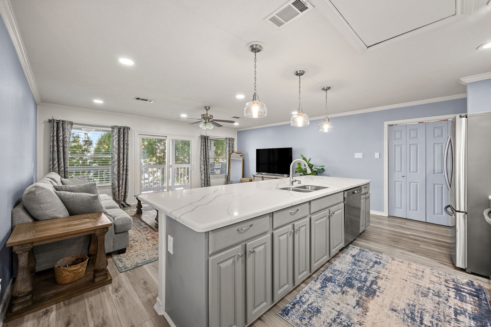 3114 Bay Oaks Harbor Drive Property Photo 8