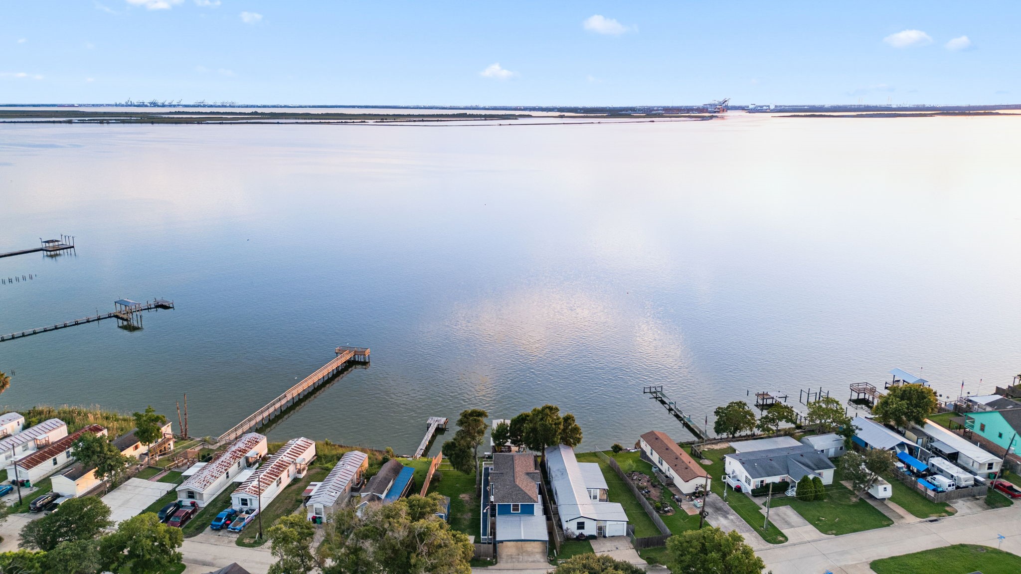 3114 Bay Oaks Harbor Drive Property Photo 32