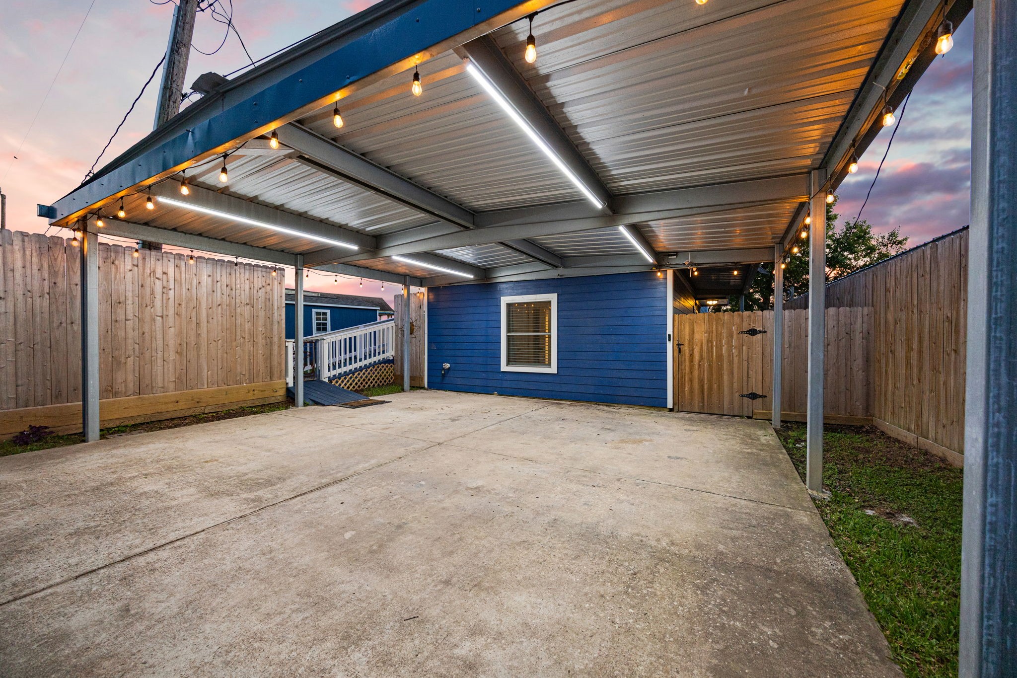 3114 Bay Oaks Harbor Drive Property Photo 43