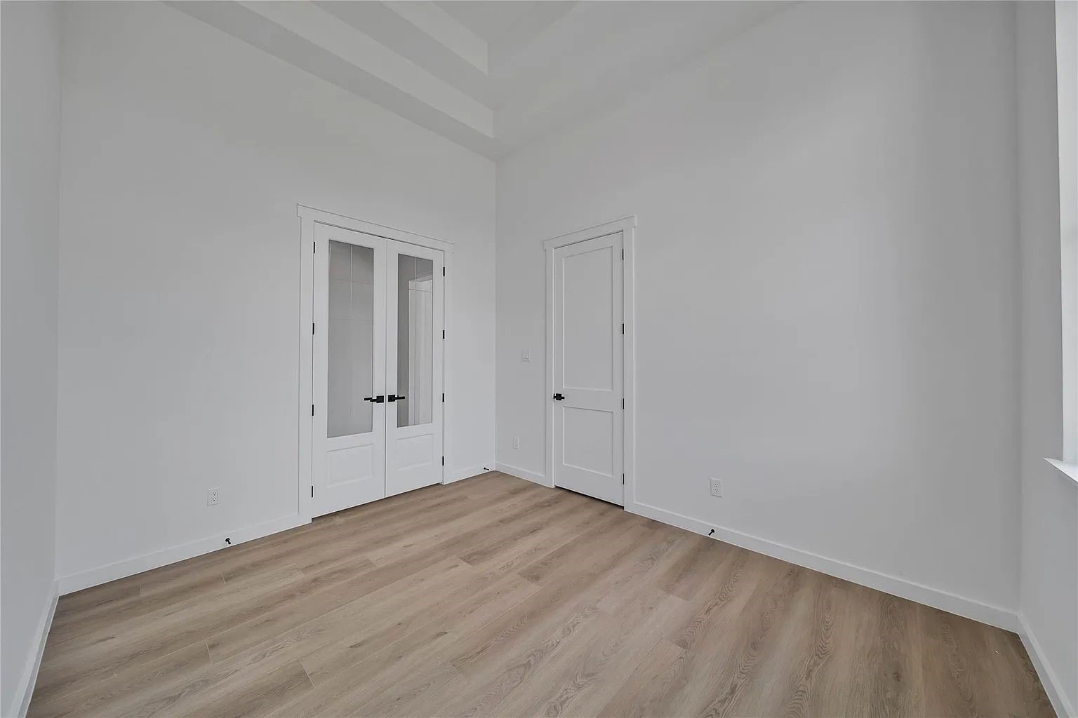 19006 Grandview Court Property Photo 30