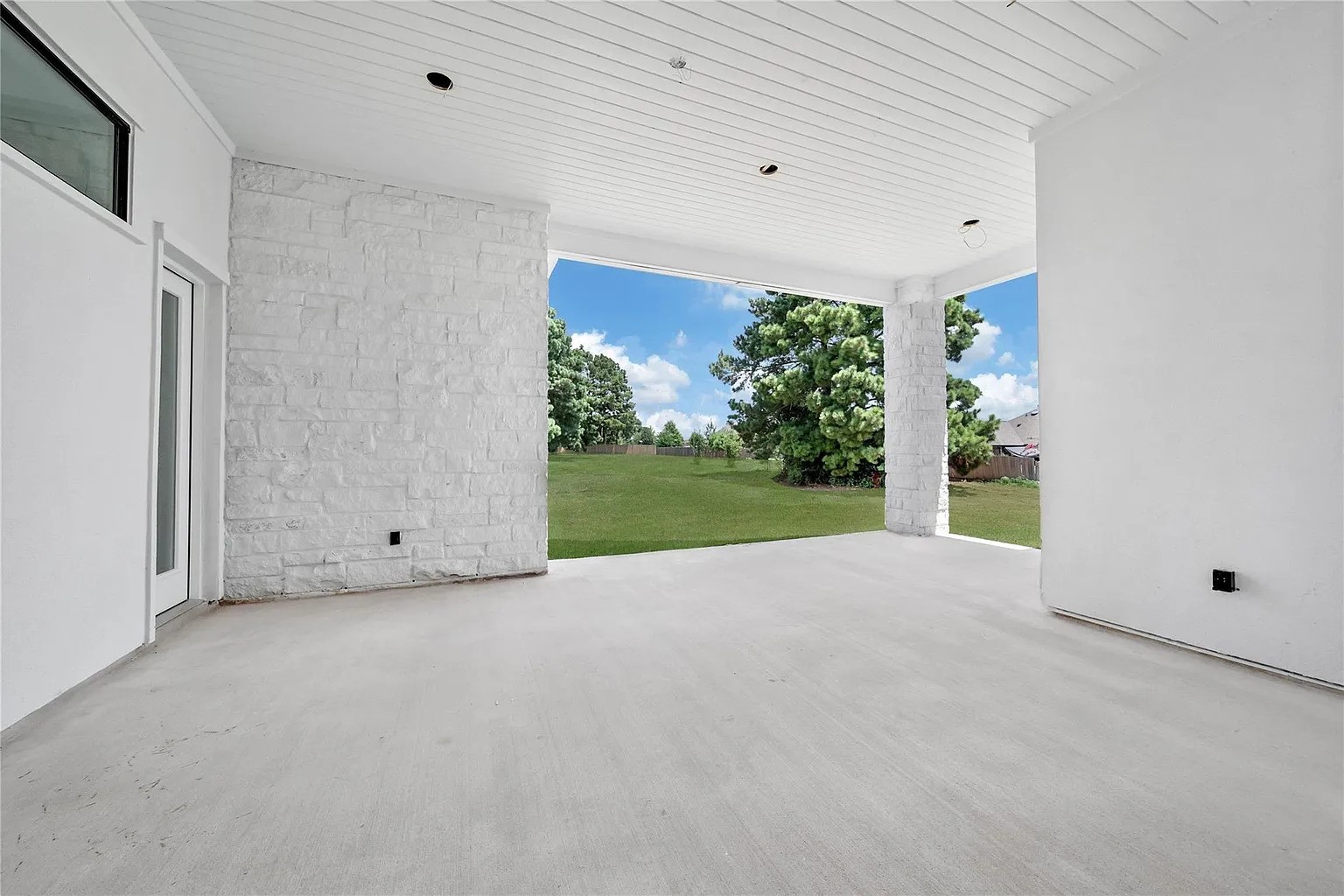 19006 Grandview Court Property Photo 43