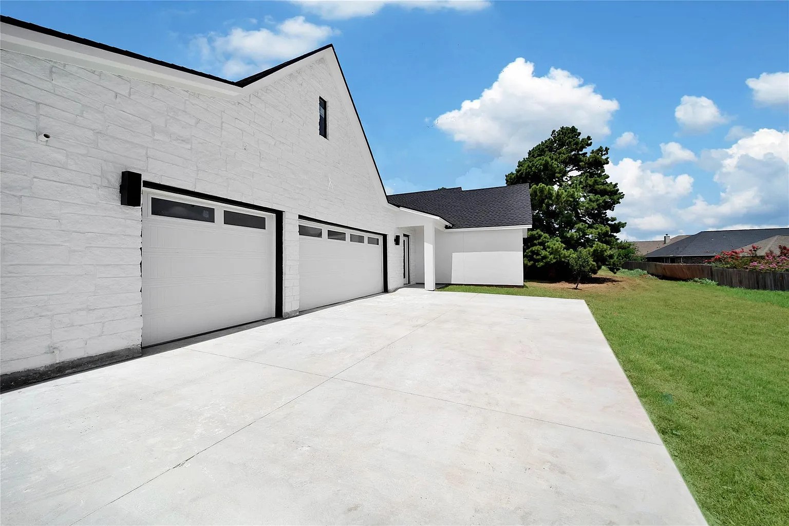 19006 Grandview Court Property Photo 46