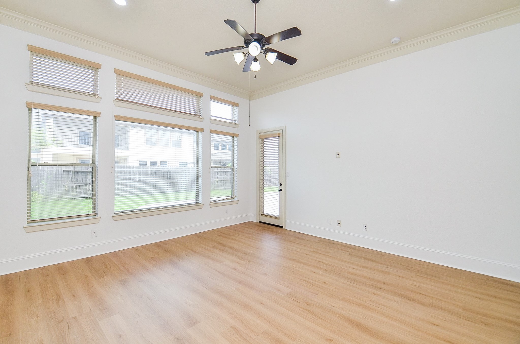 7711 Reseda Street Property Photo 33