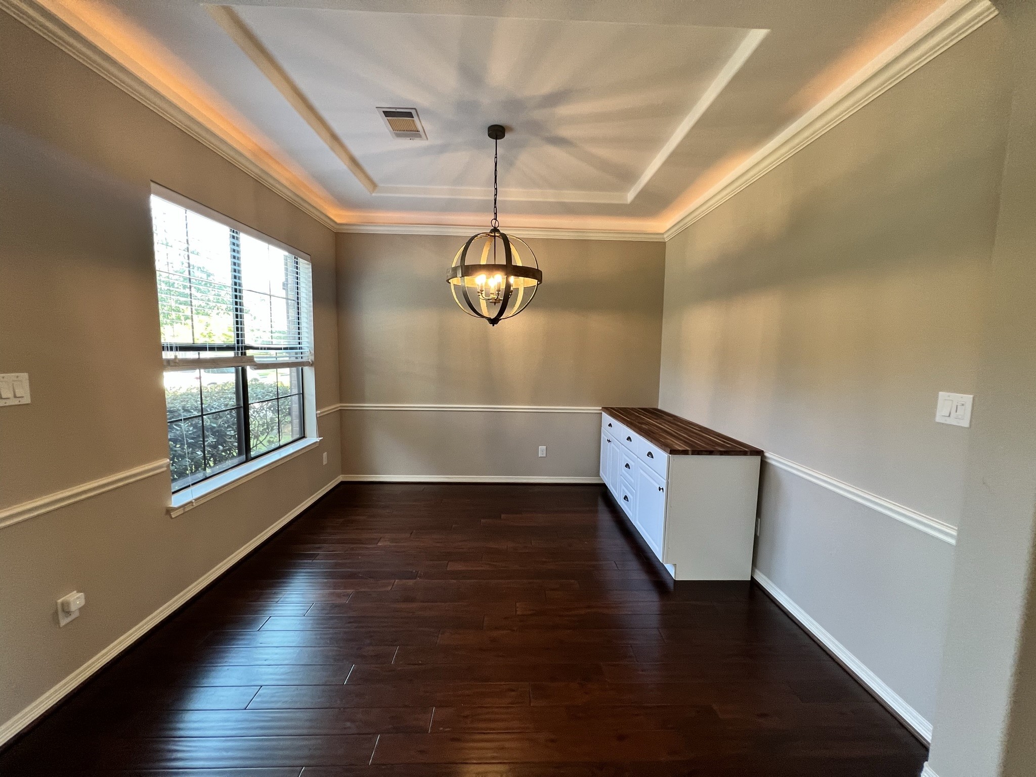 7007 Fall Creek Lane Property Photo 9