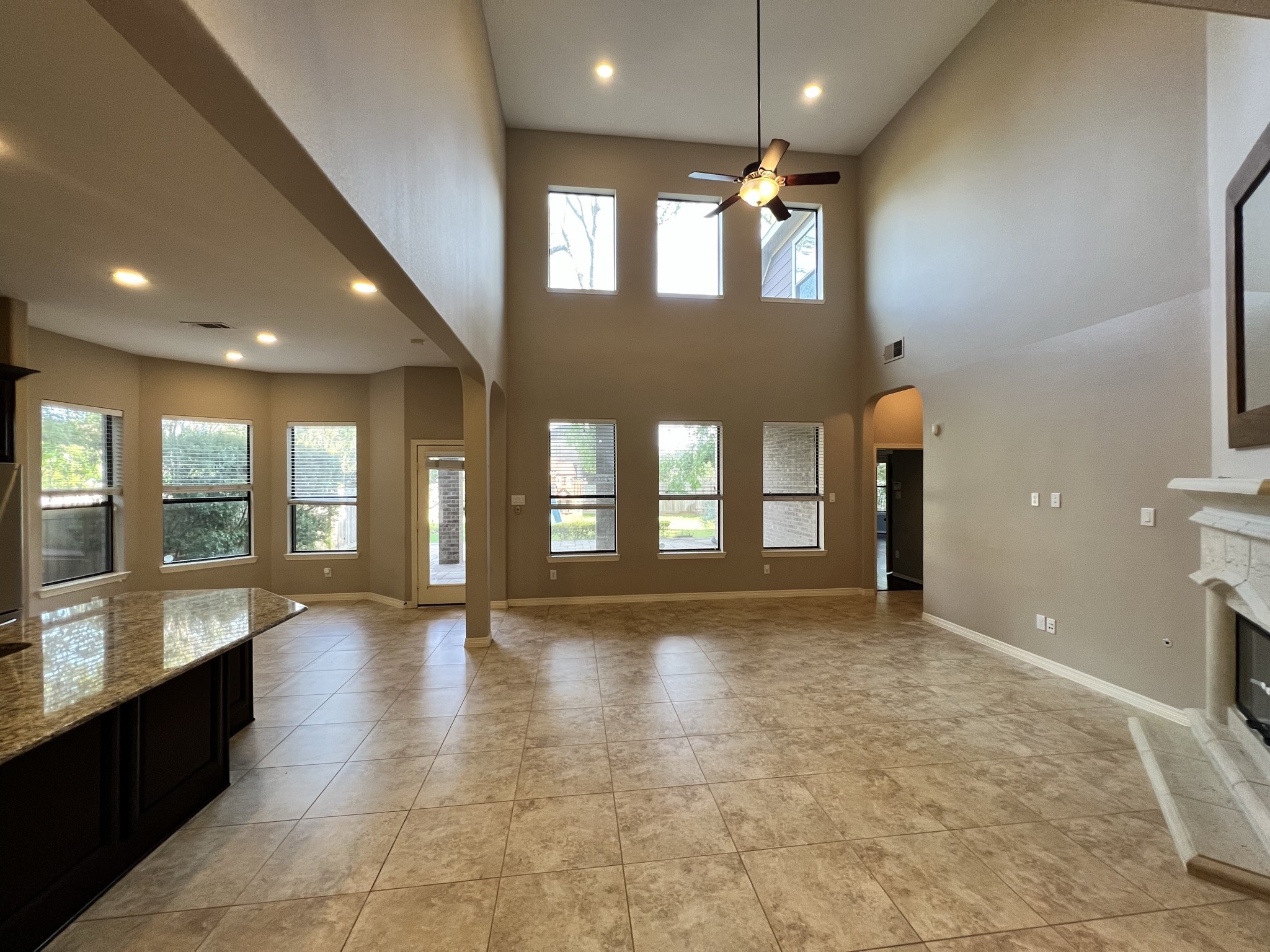 7007 Fall Creek Lane Property Photo 10