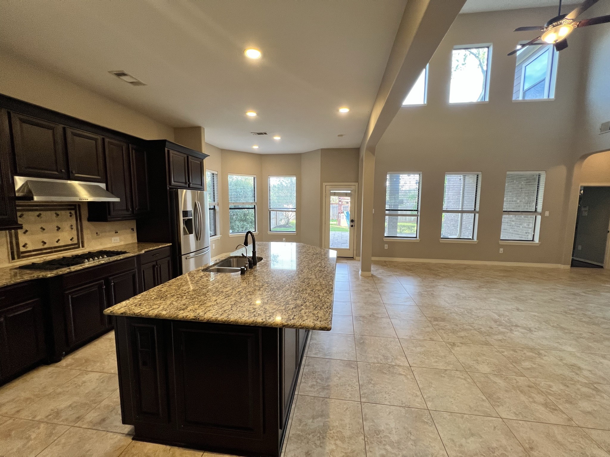 7007 Fall Creek Lane Property Photo 15