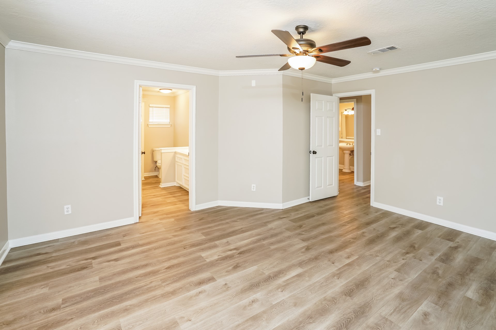 17311 Modbury Street Property Photo 9