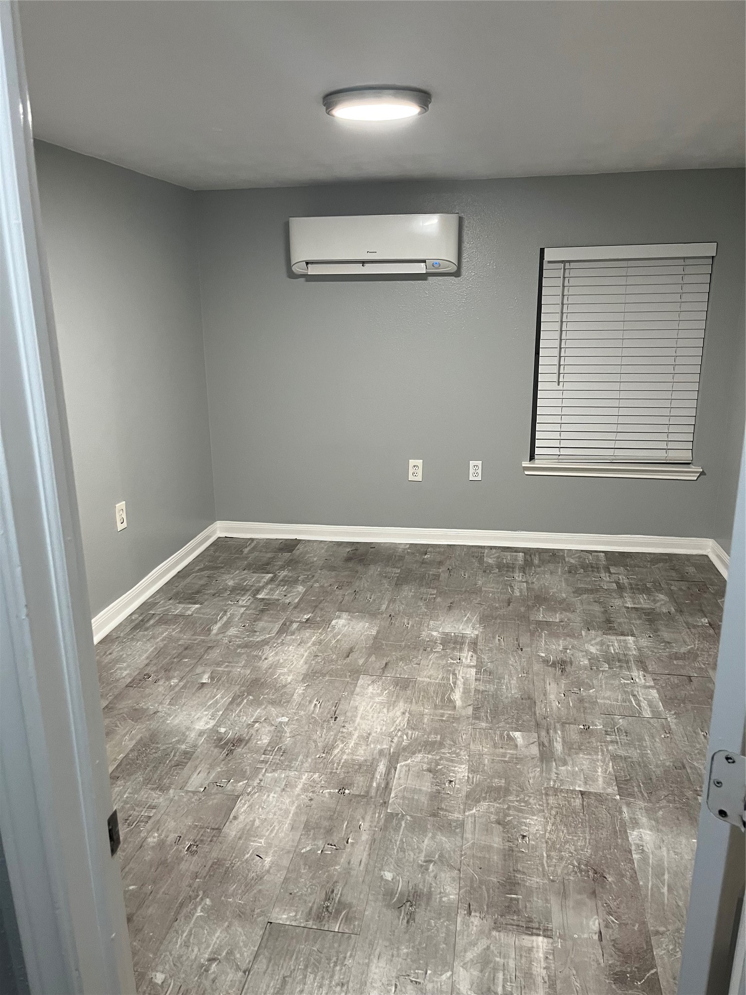 2721a Virginia Street Property Photo 6