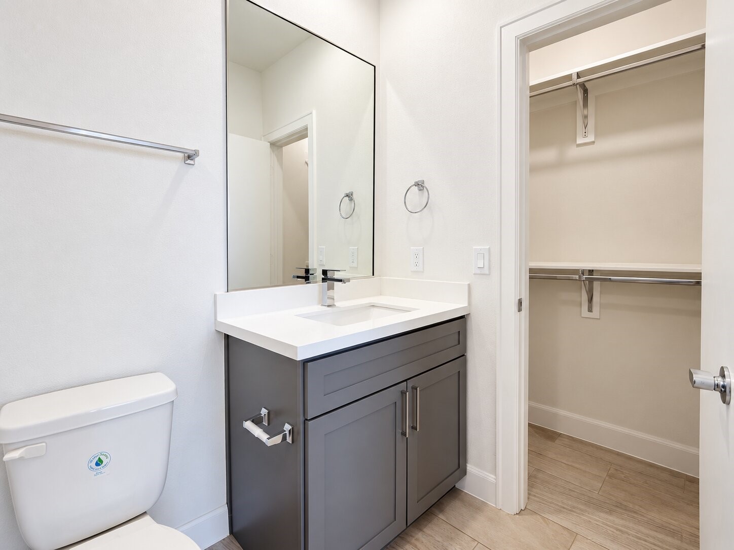 2715 Eado Grove Lane Property Photo 10