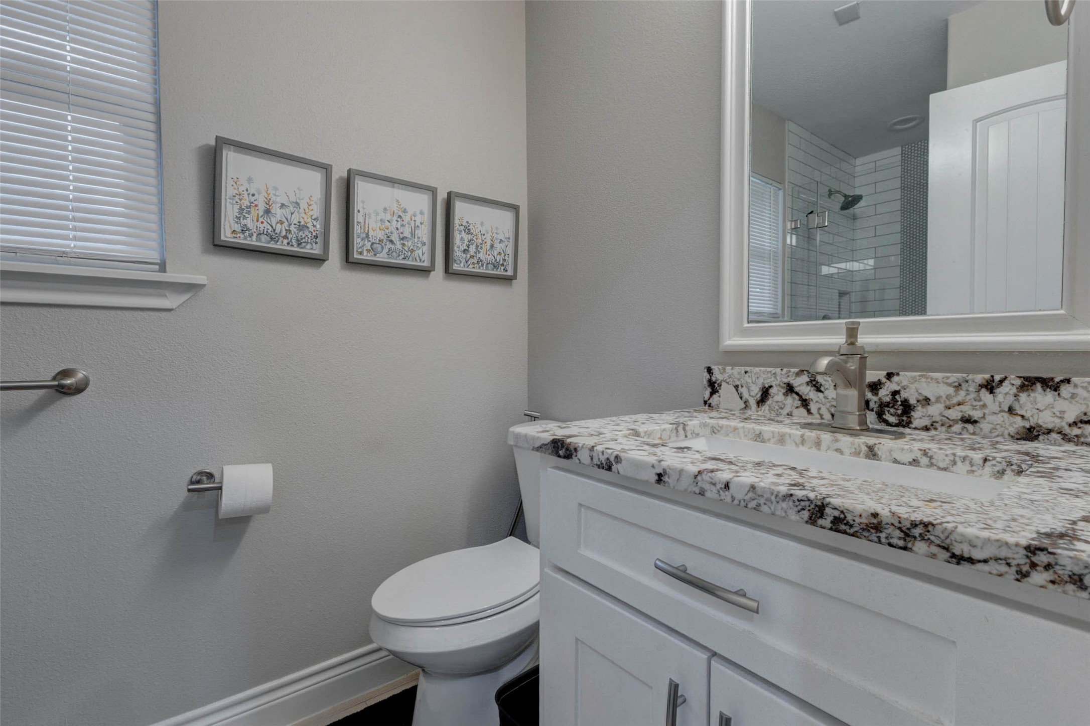 3711 Linkview Drive Property Photo 16