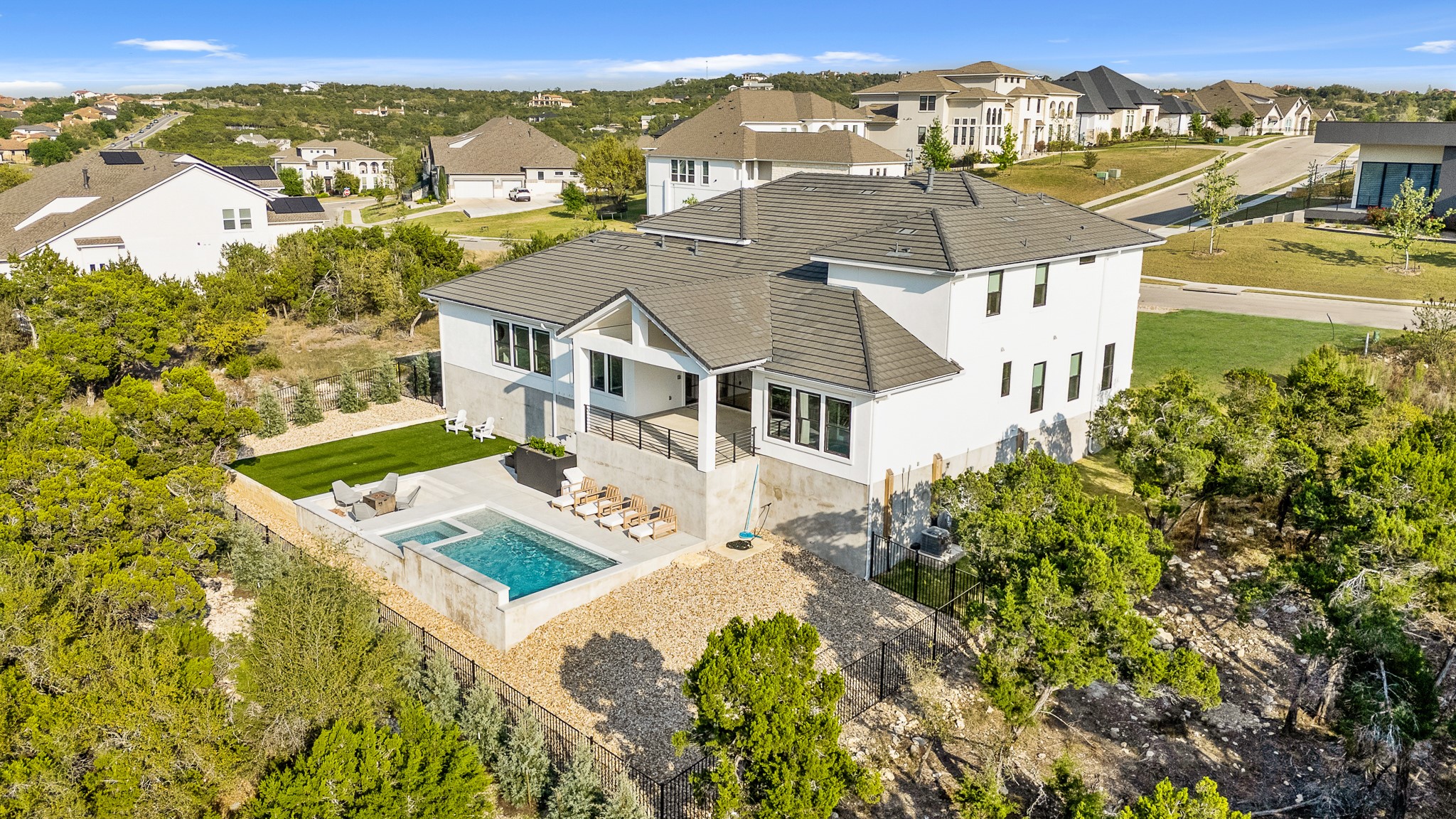 202 Lodestone Cove Property Photo 1