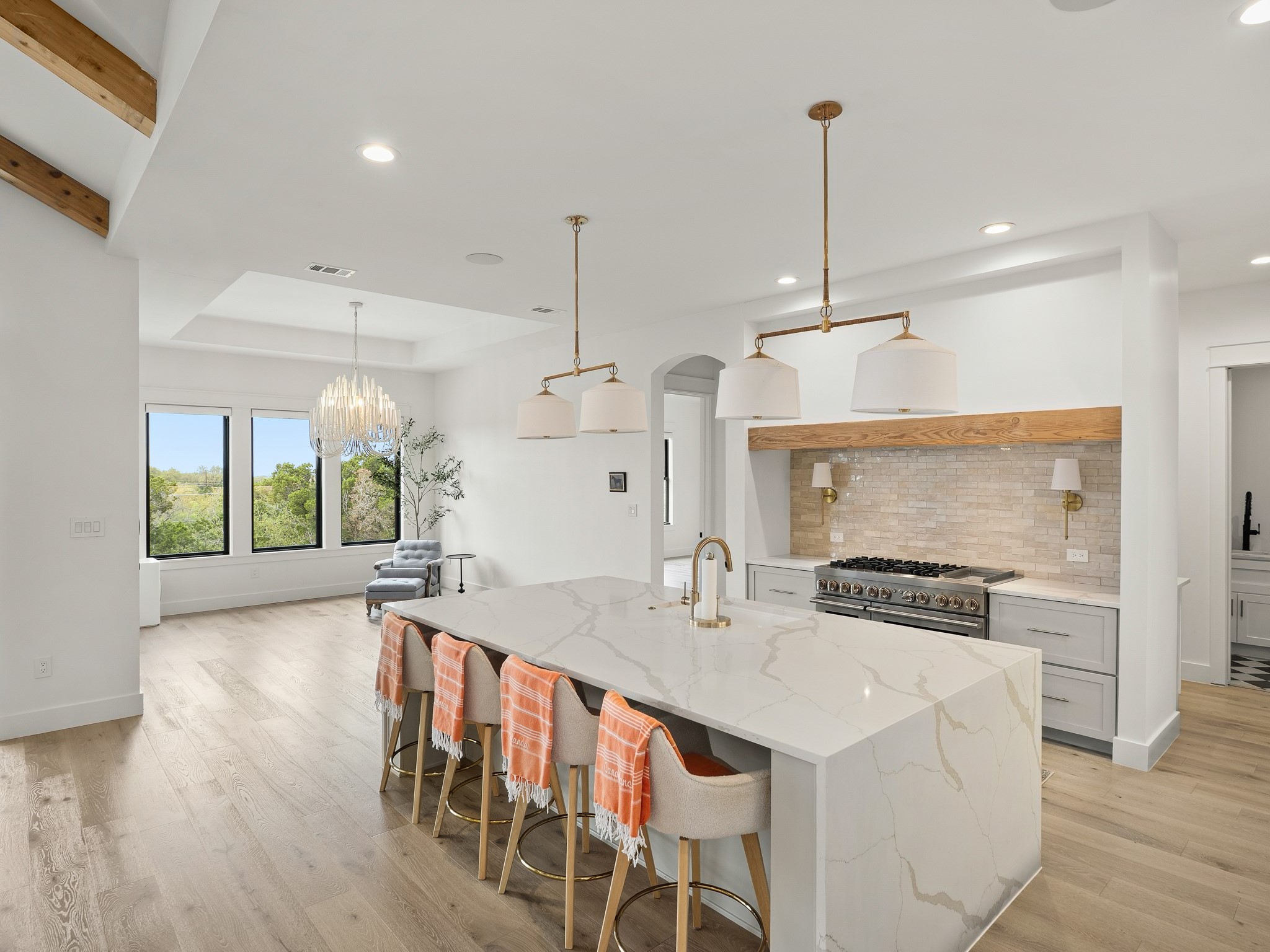 202 Lodestone Cove Property Photo 11