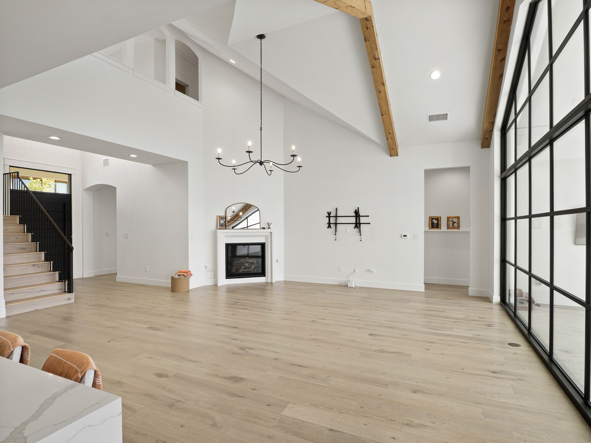 202 Lodestone Cove Property Photo 14