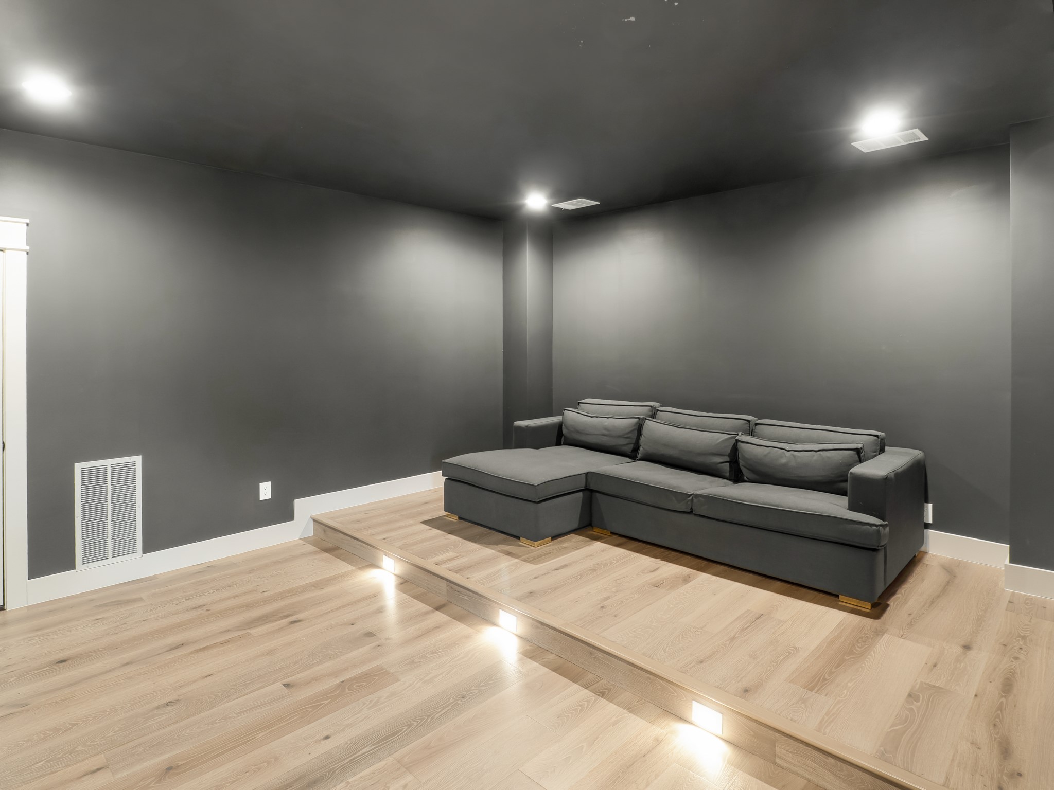 202 Lodestone Cove Property Photo 31