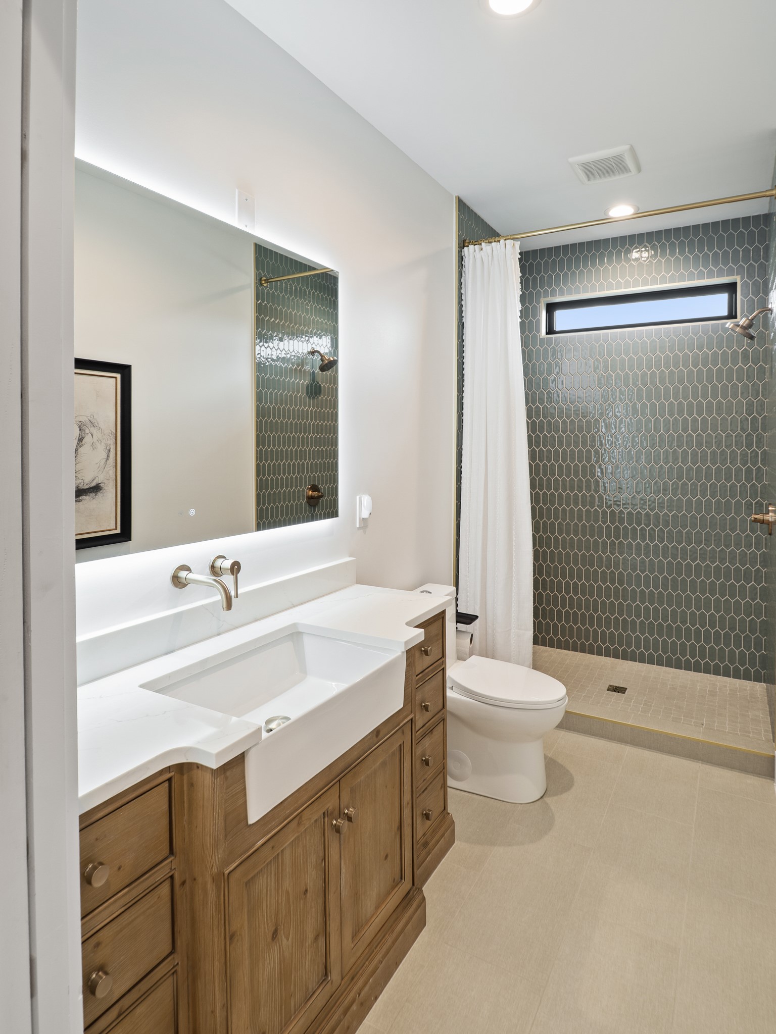 202 Lodestone Cove Property Photo 32