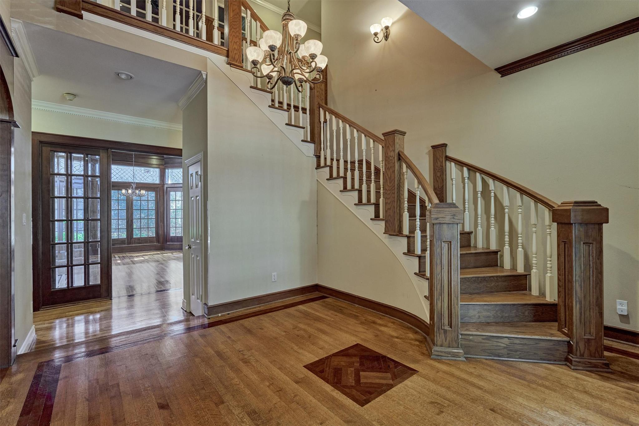 26 S Brokenfern Drive, The Woodlands Tx 77380 Property Photo 12