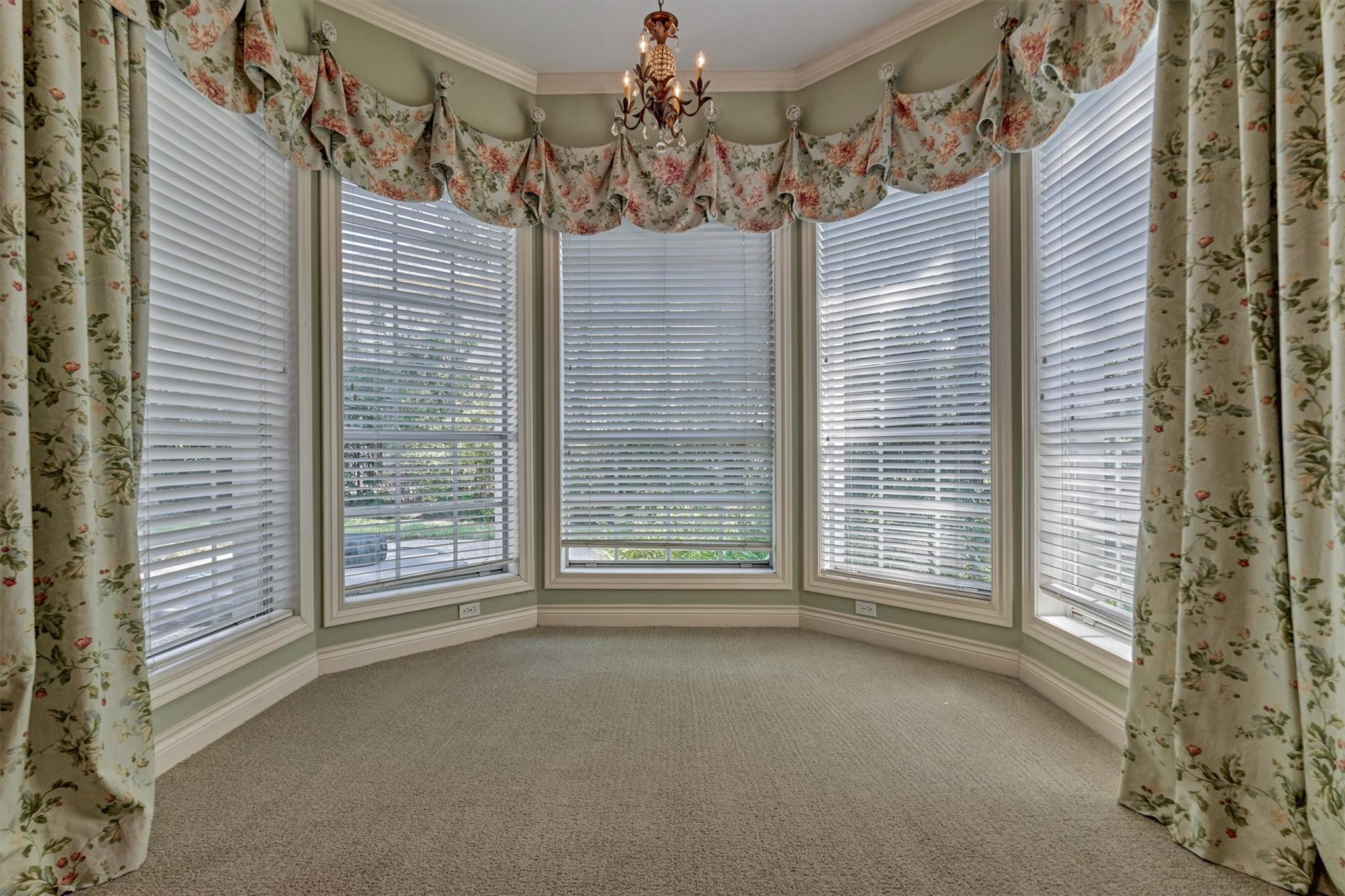 26 S Brokenfern Drive, The Woodlands Tx 77380 Property Photo 25