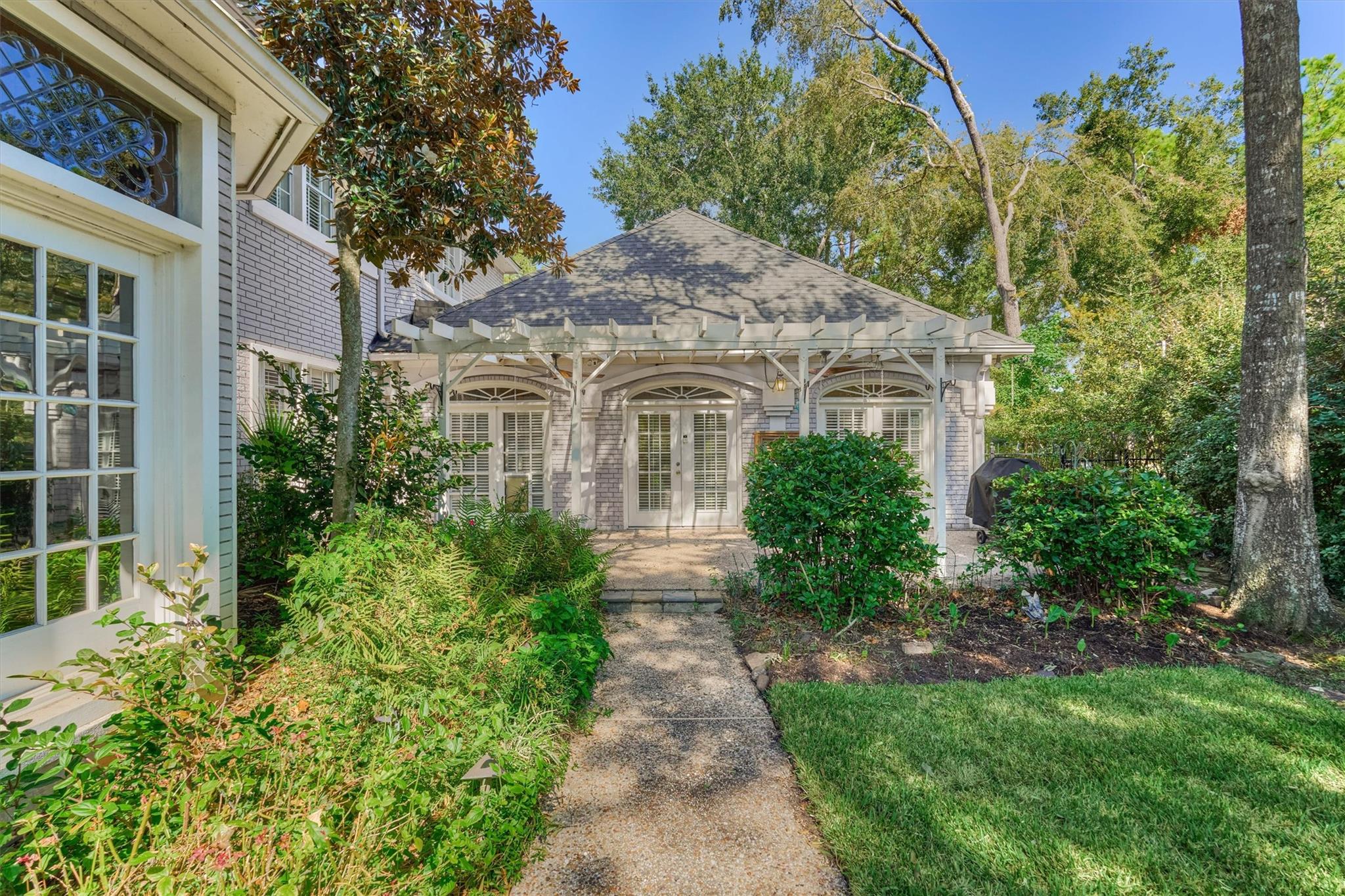 26 S Brokenfern Drive, The Woodlands Tx 77380 Property Photo 46