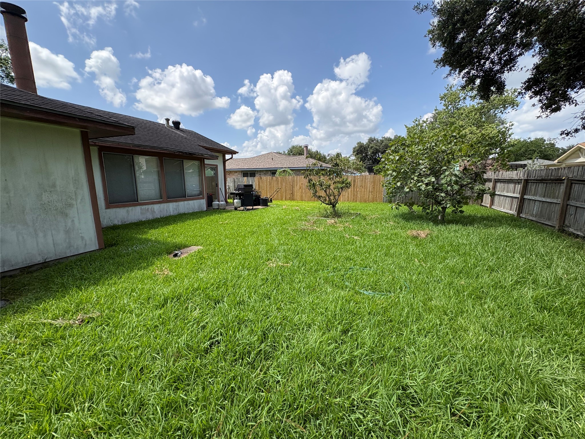 1127 W Brompton Drive Property Photo 10