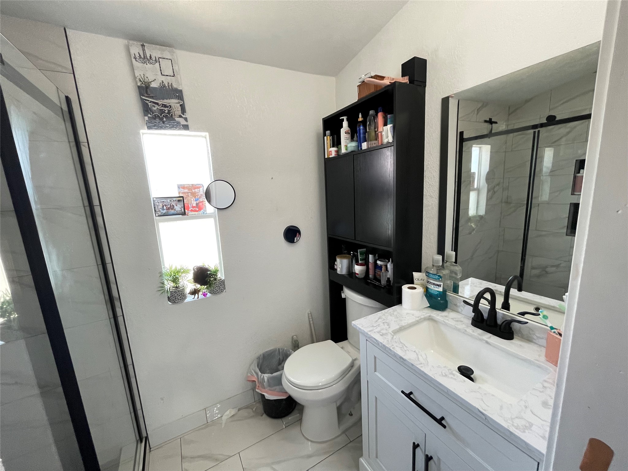 411 County Road 3556 Property Photo 8