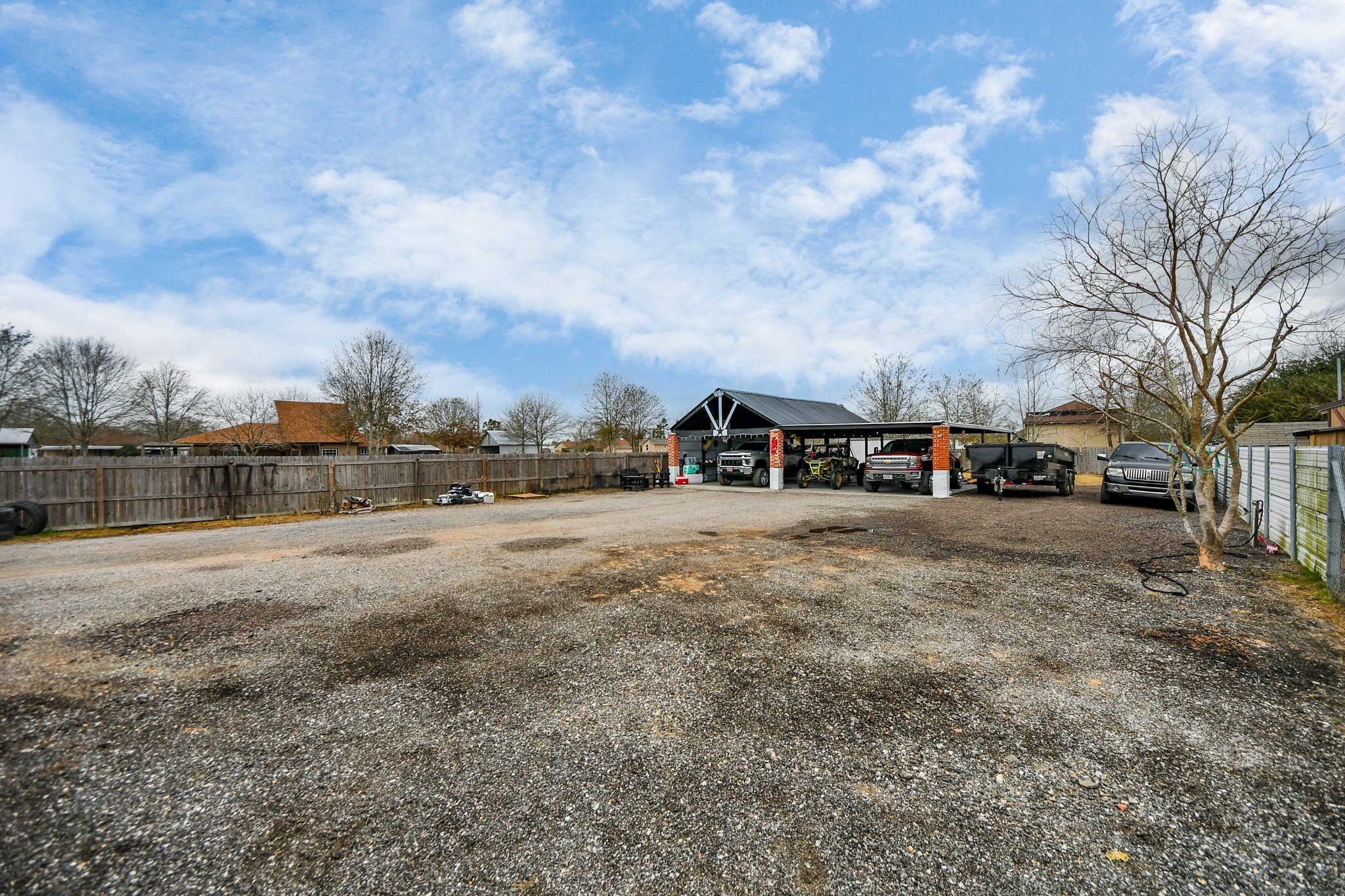 411 County Road 3556 Property Photo 28