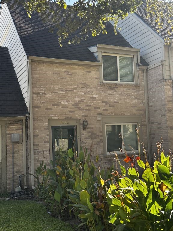 2120 Greenbriar Colony Drive Property Photo 1