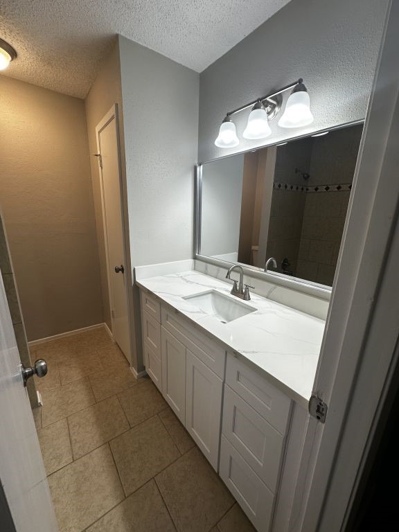 2120 Greenbriar Colony Drive Property Photo 17