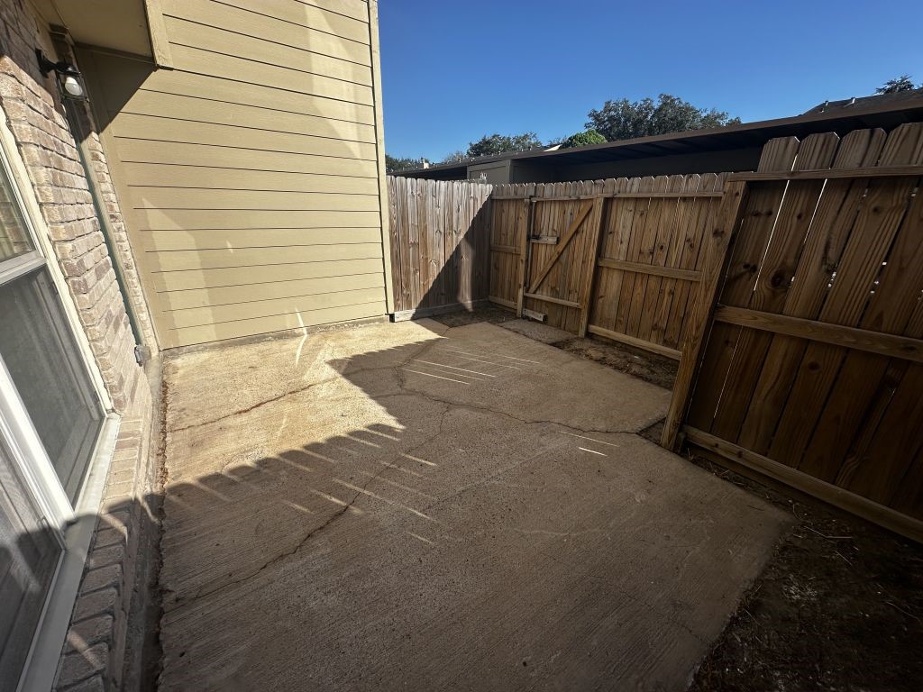 2120 Greenbriar Colony Drive Property Photo 26