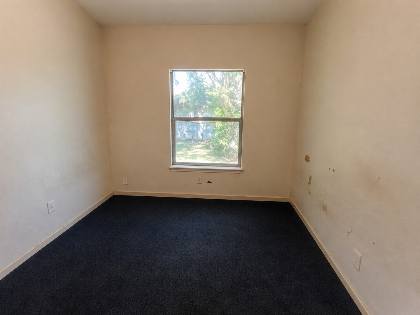 7612 E Magnolia Street Property Photo 7