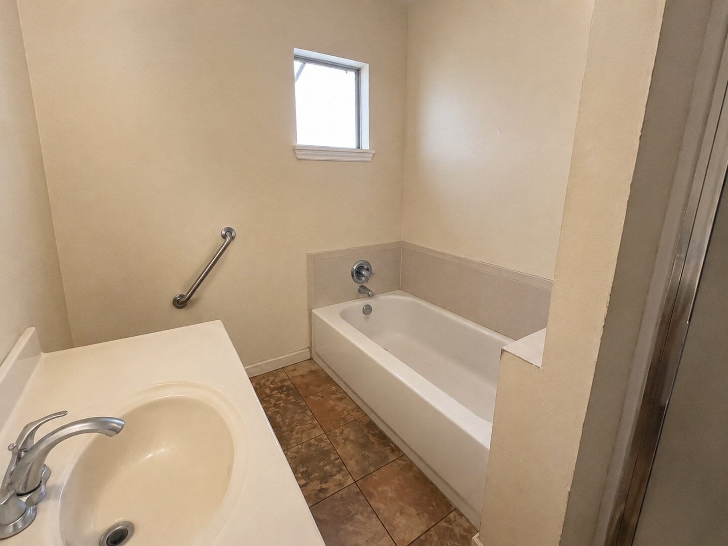 7612 E Magnolia Street Property Photo 8