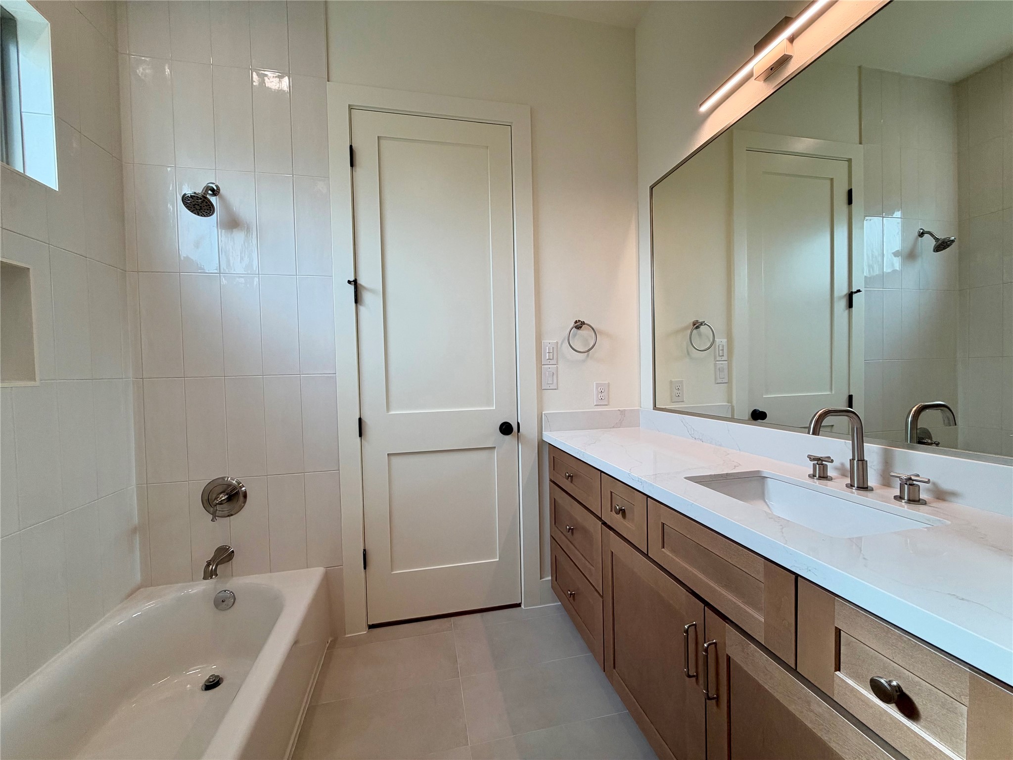 2010 Hewitt Drive Property Photo 23