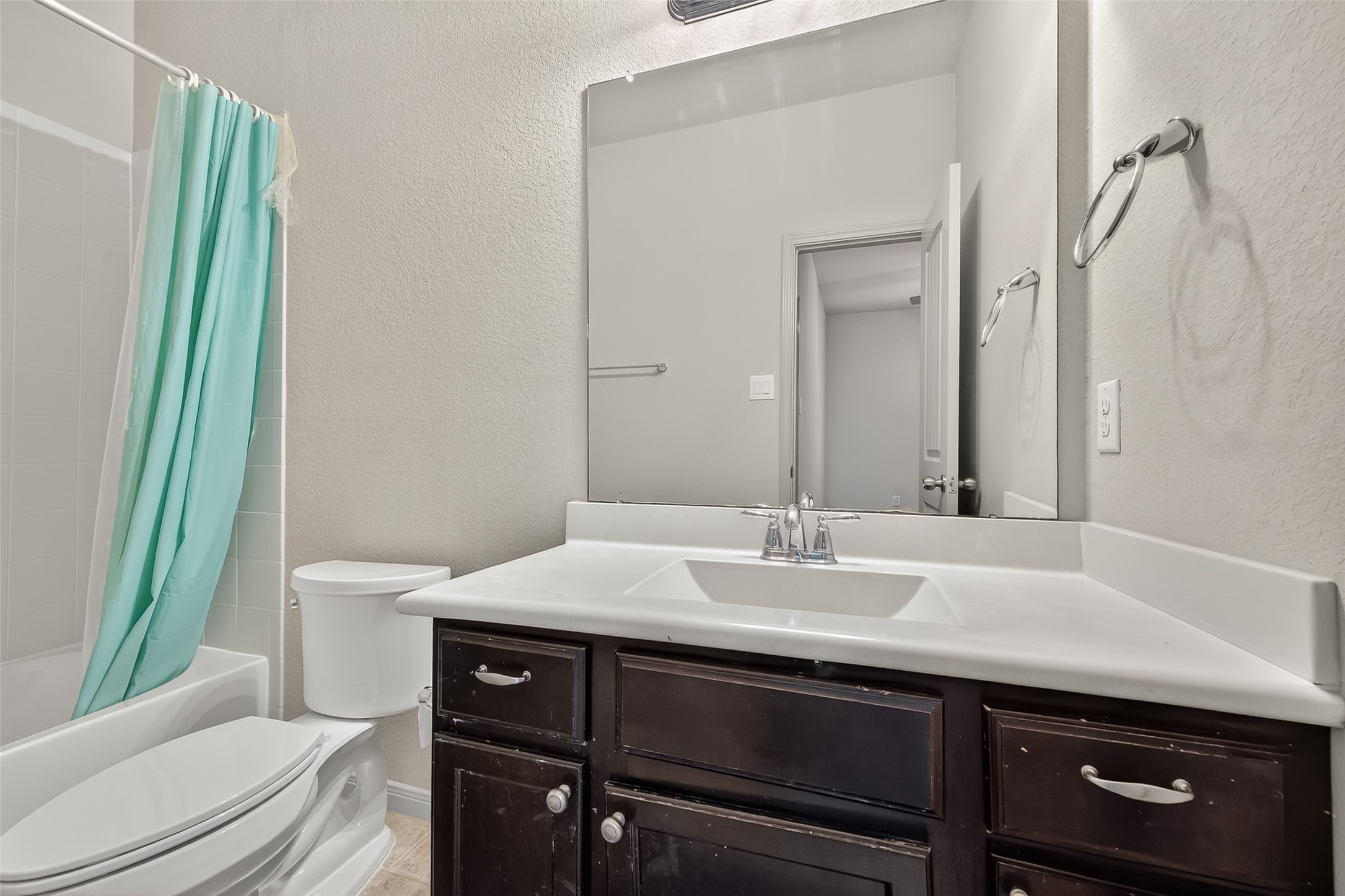 20214 Rusty Rock Lane Property Photo 32