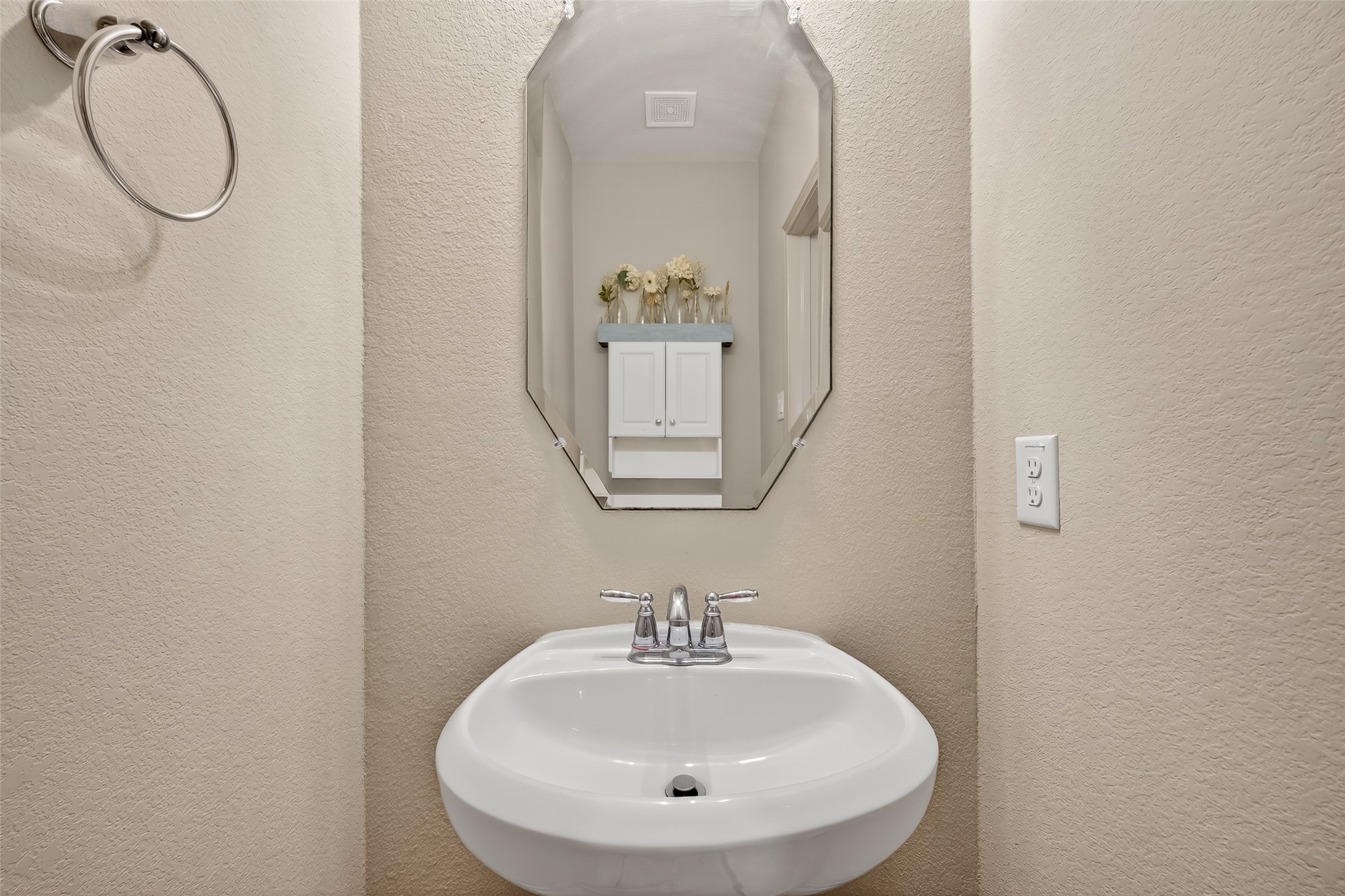 20214 Rusty Rock Lane Property Photo 34