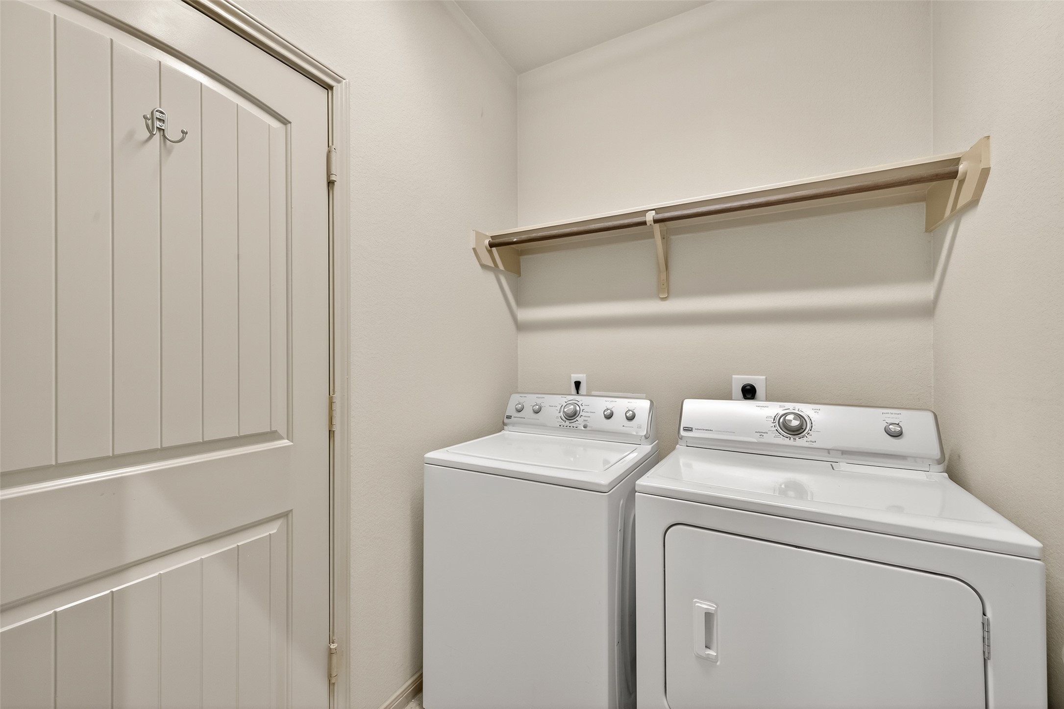 20214 Rusty Rock Lane Property Photo 35