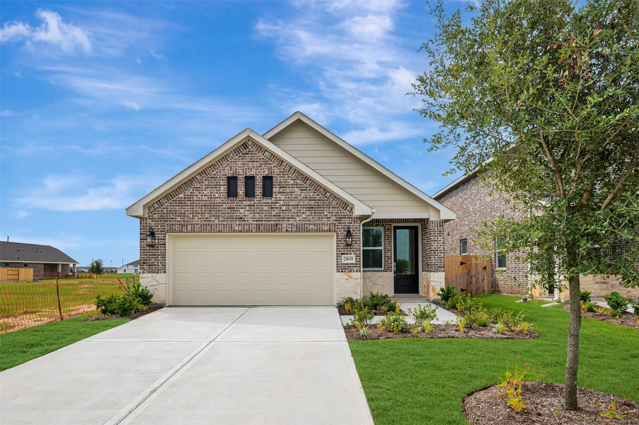 23635 Gulf Prairie Drive Property Photo 1