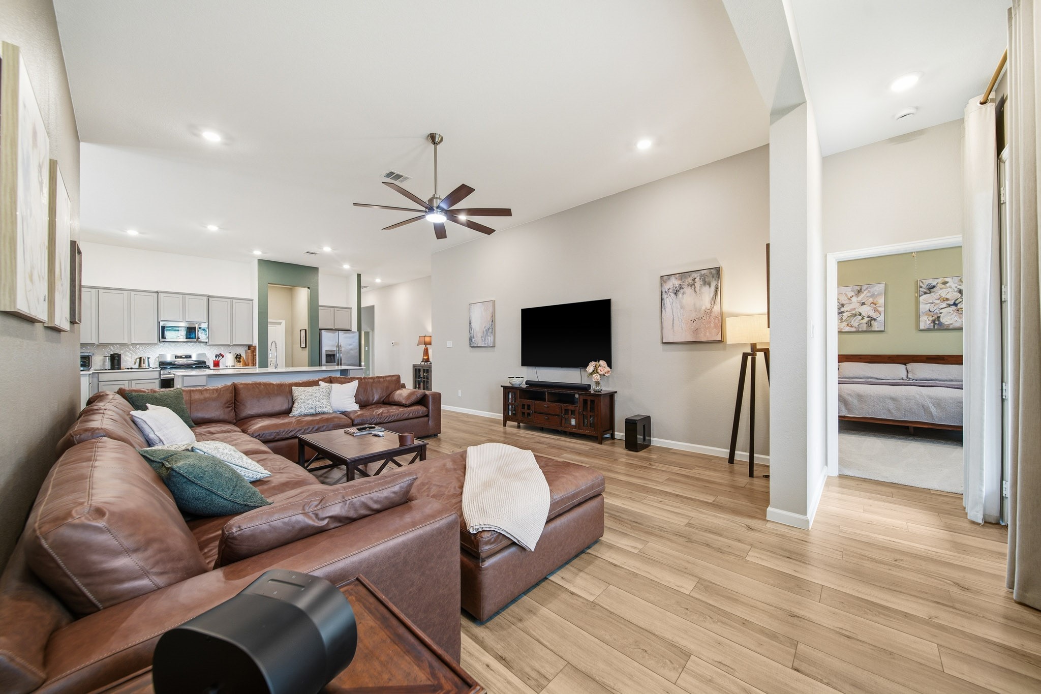 3715 Meadow Breeze Lane Property Photo 14