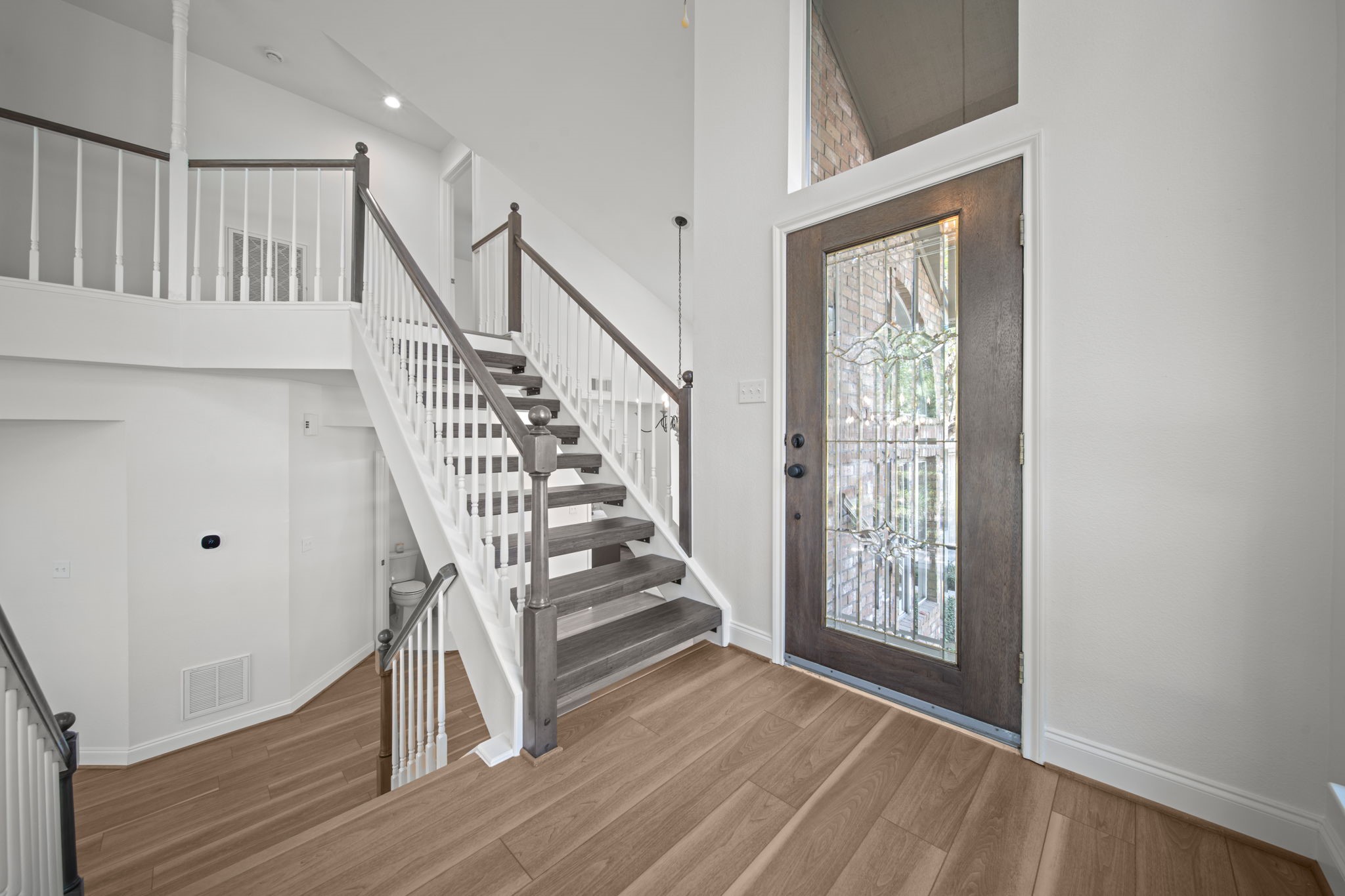 45 N Lakeridge Circle Property Photo 10