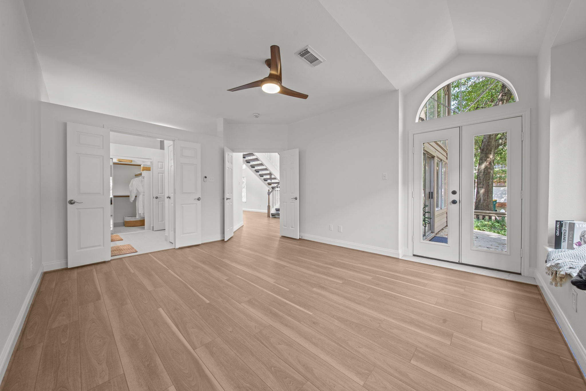 45 N Lakeridge Circle Property Photo 16