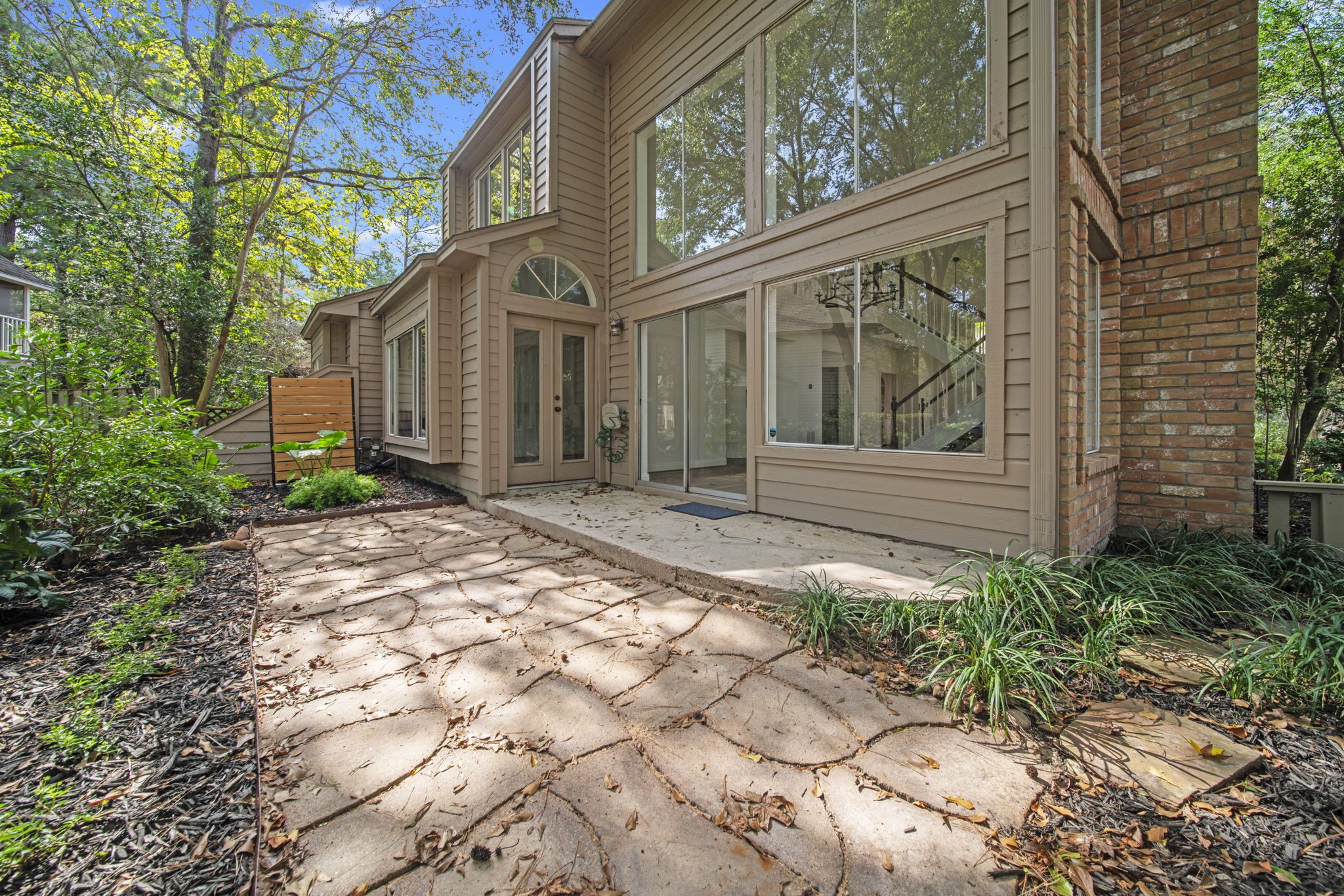 45 N Lakeridge Circle Property Photo 17