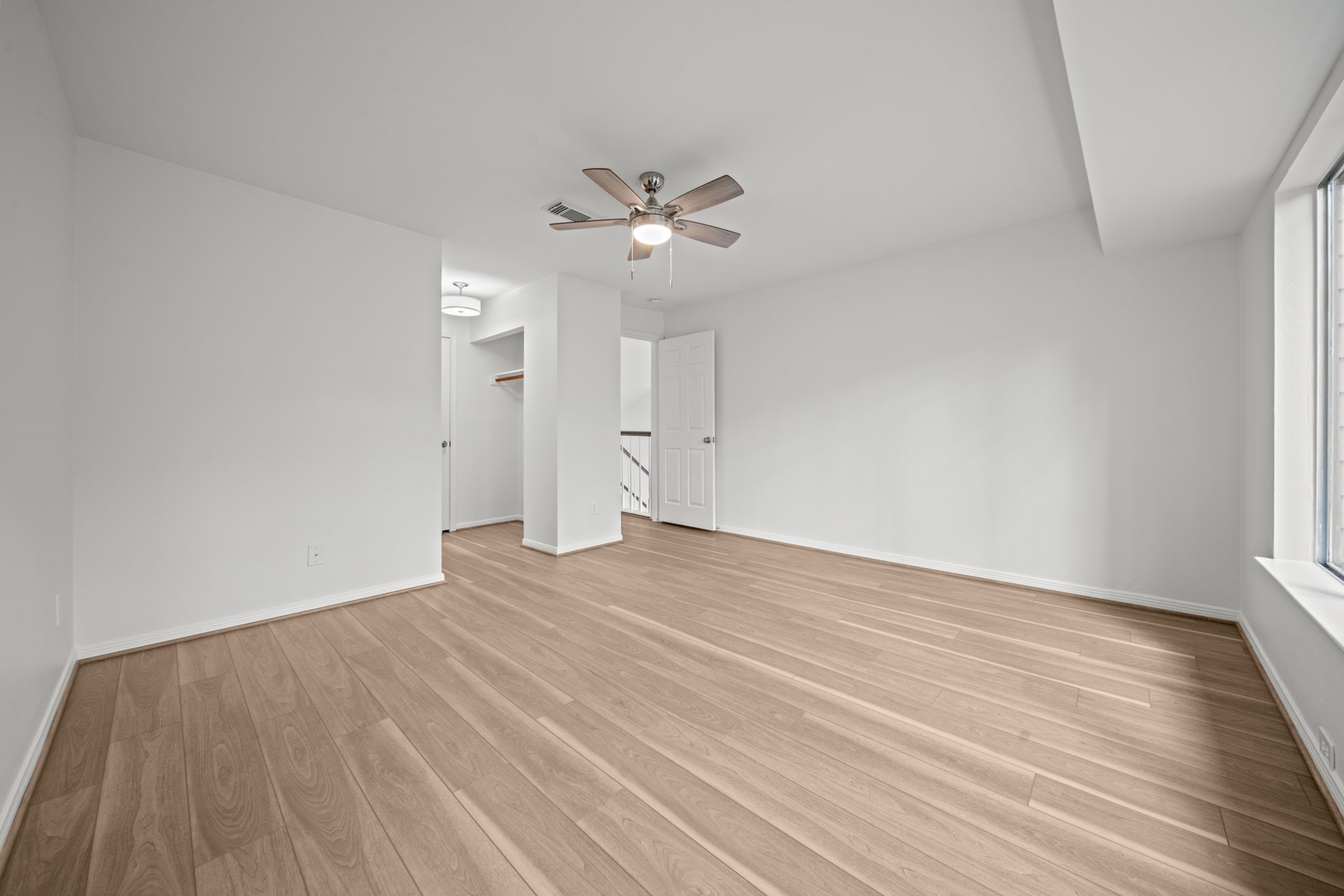 45 N Lakeridge Circle Property Photo 31
