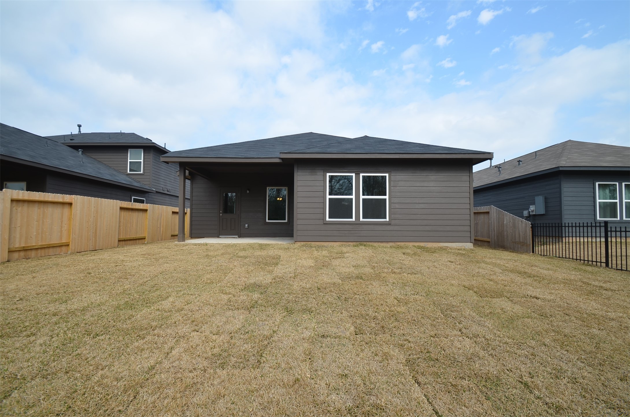 3443 Brazos Falls Drive Property Photo 2