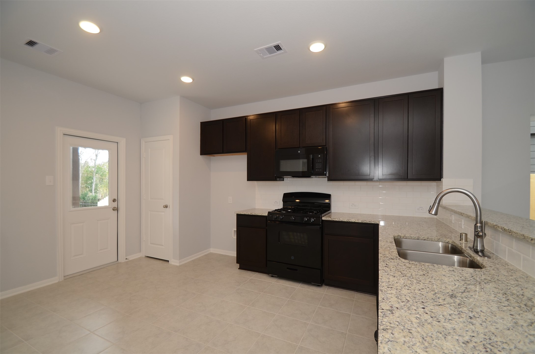 3443 Brazos Falls Drive Property Photo 21