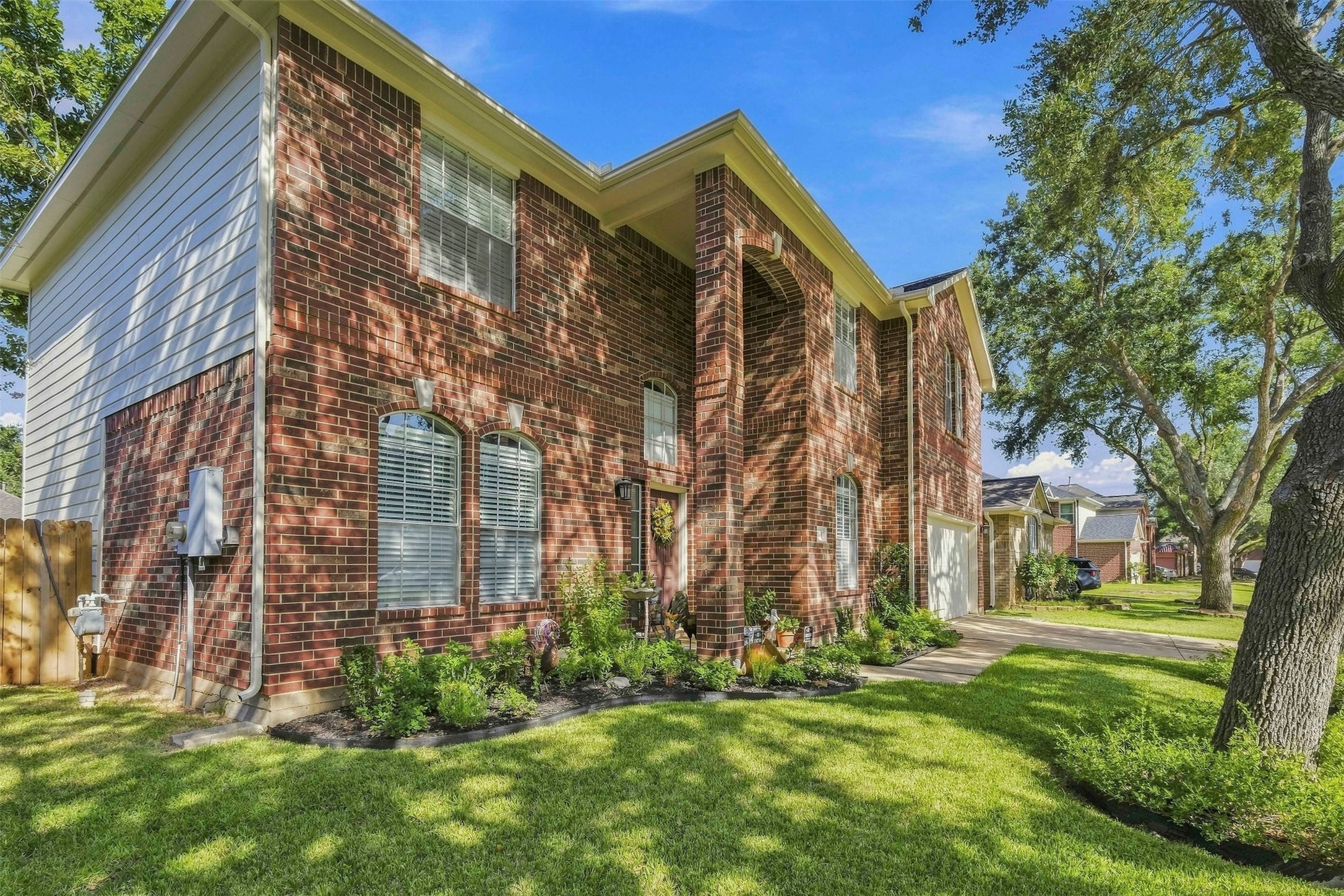 1131 Alexandria Court Property Photo 4