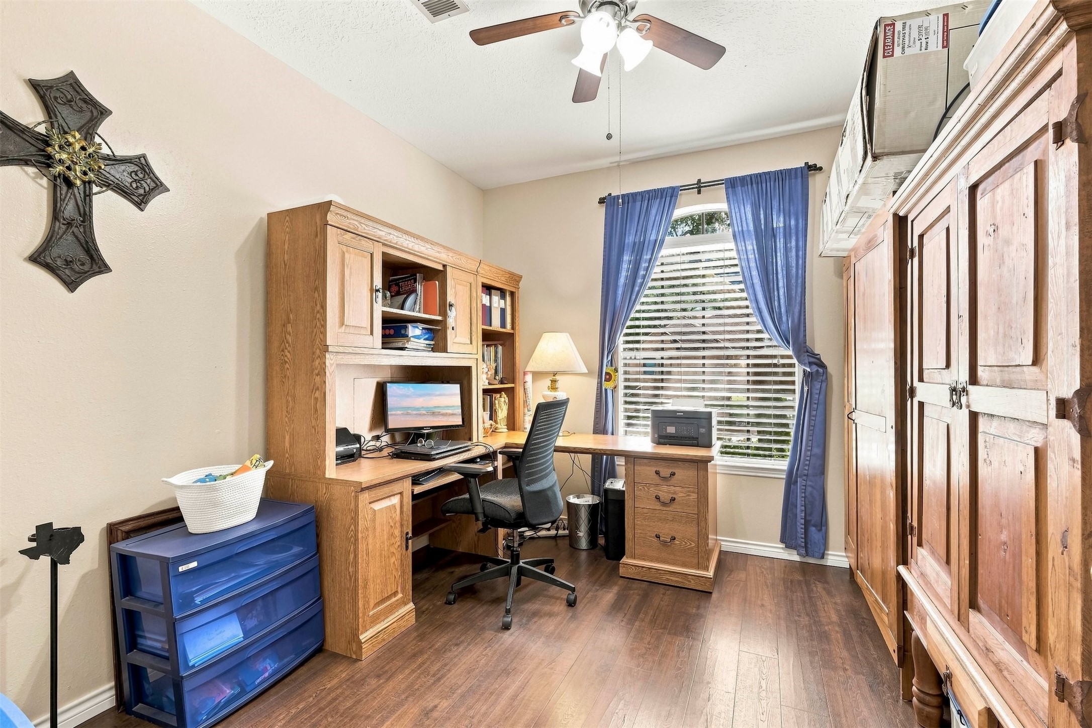1131 Alexandria Court Property Photo 7