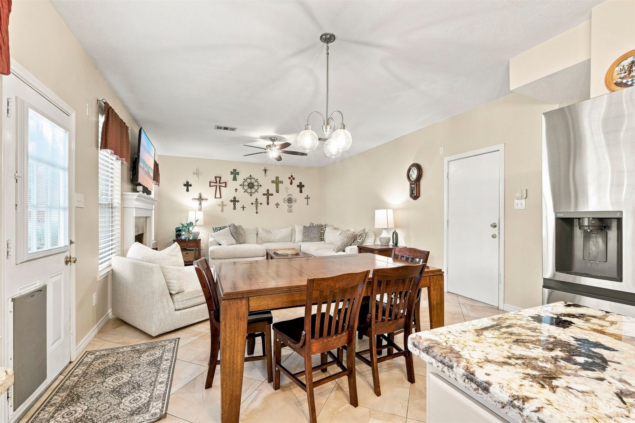 1131 Alexandria Court Property Photo 15