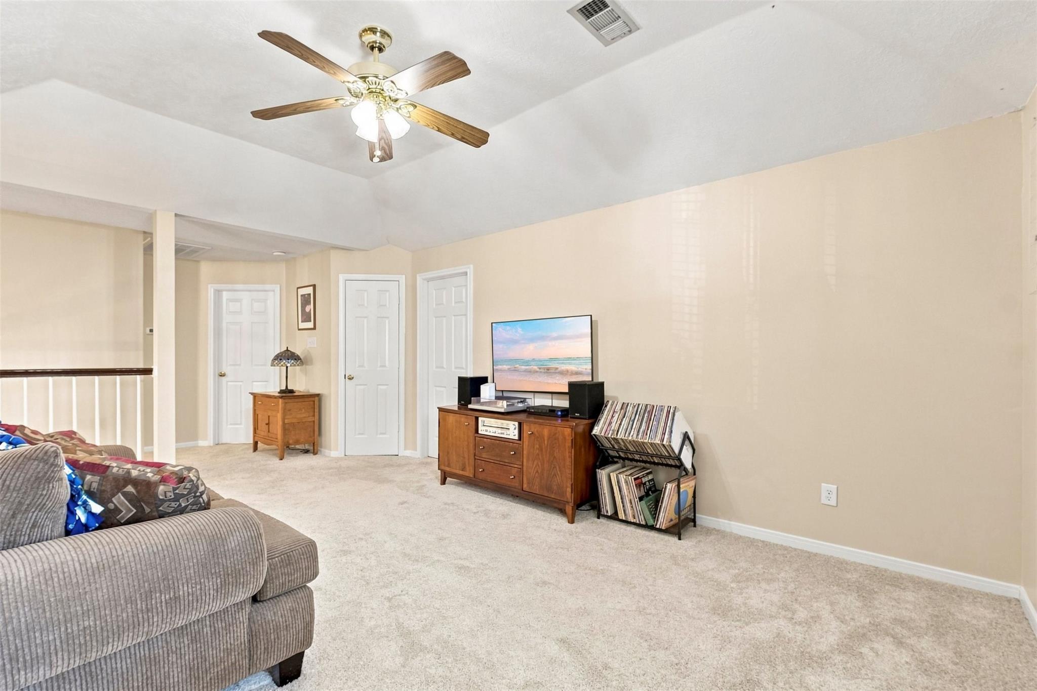 1131 Alexandria Court Property Photo 24