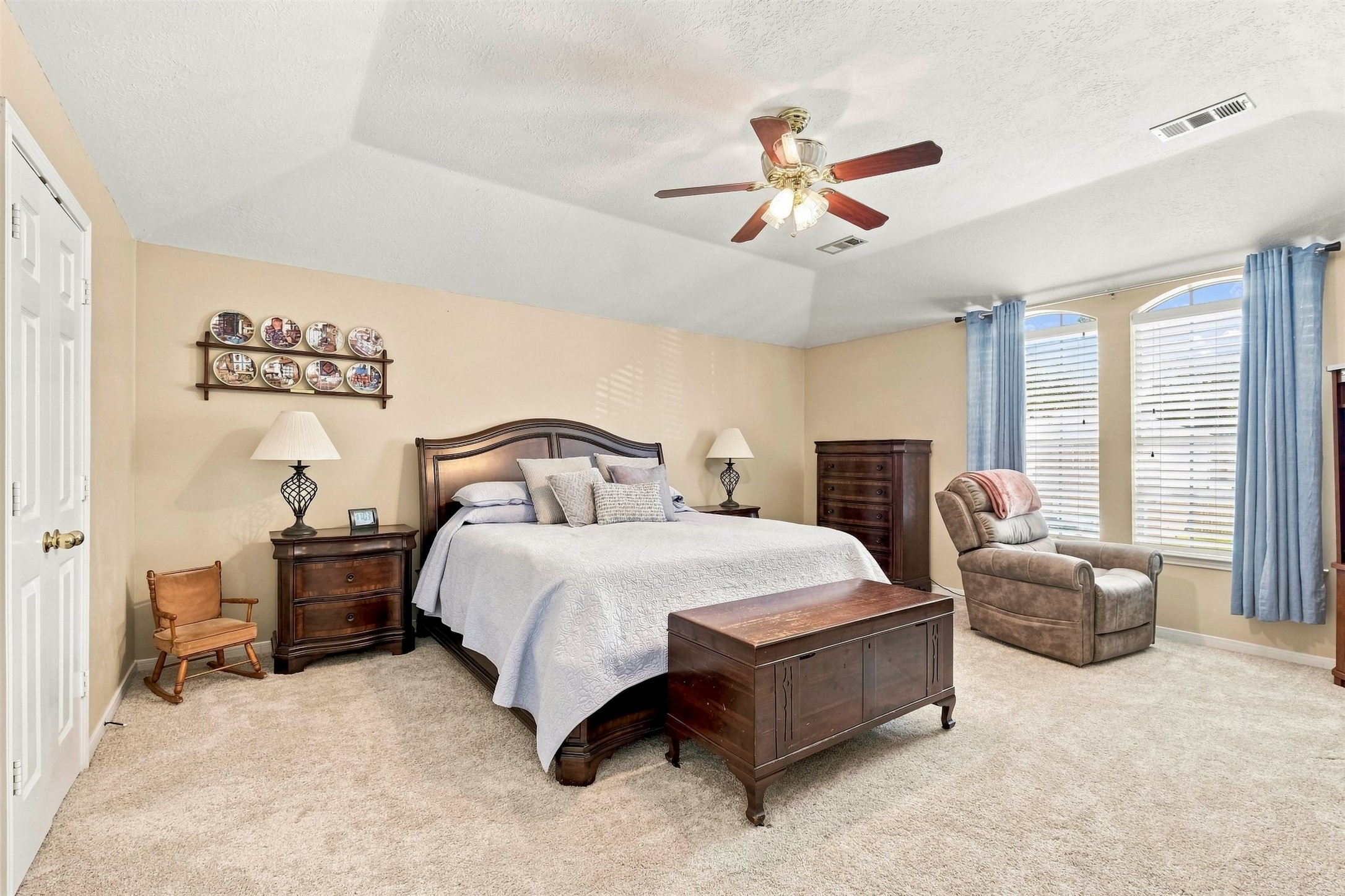 1131 Alexandria Court Property Photo 31