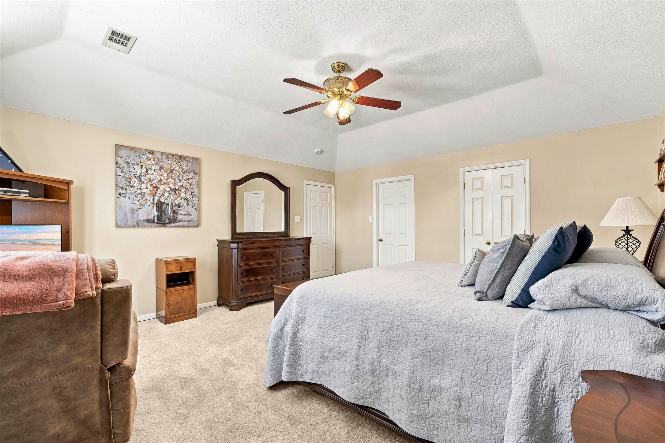 1131 Alexandria Court Property Photo 32